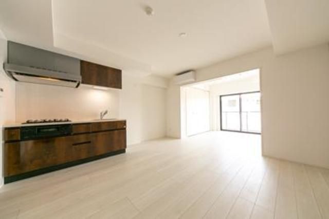 1LDK Mansion in Shibuya, Tokyo — photo 3 of 3
