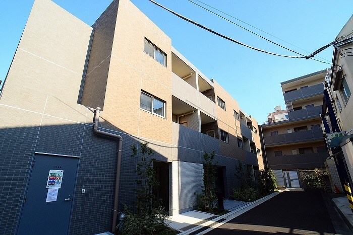 1LDK Mansion in Shibuya, Tokyo — photo 3 of 3