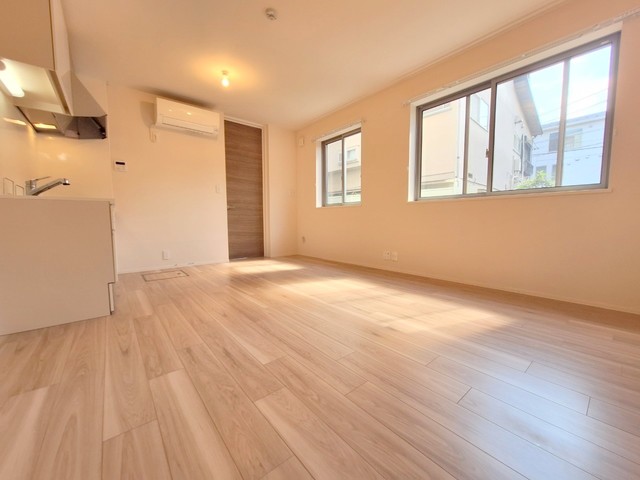 1LDK Mansion in Shibuya, Tokyo — photo 3 of 3