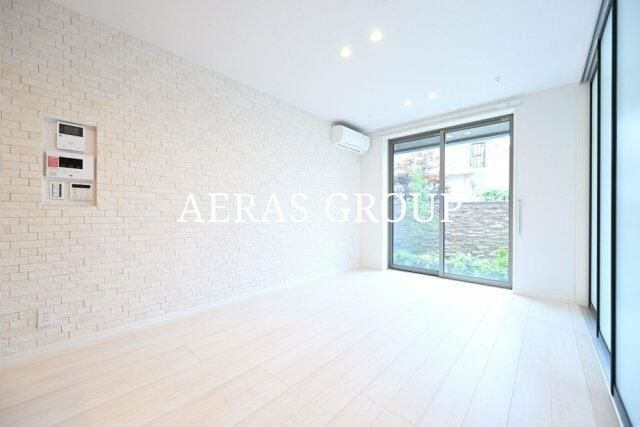 1LDK Mansion in Shibuya, Tokyo — photo 3 of 3