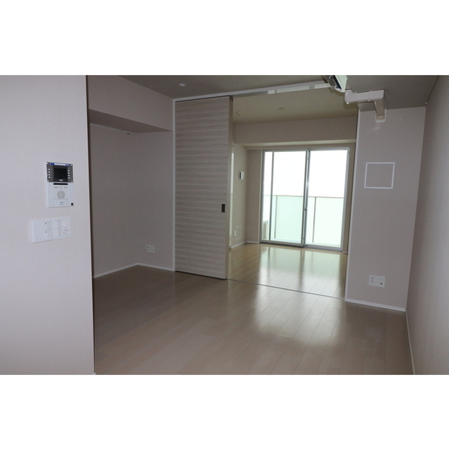1LDK Mansion in Shibuya, Tokyo — photo 3 of 3