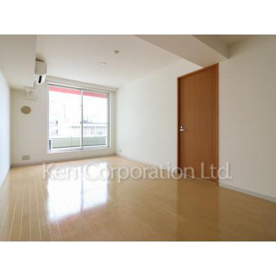 1LDK Mansion in Shibuya, Tokyo — photo 3 of 3