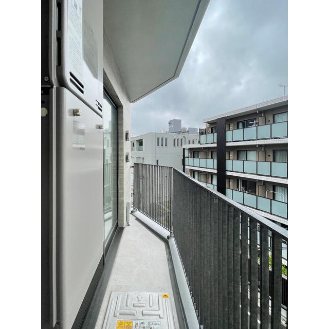 1LDK Mansion in Shibuya, Tokyo - Image 1