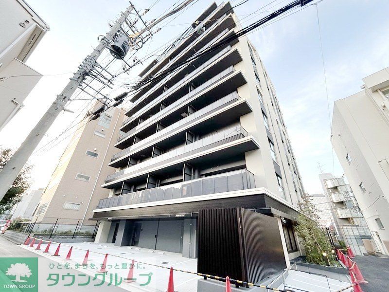 1LDK Mansion in Shibuya, Tokyo - Image 1