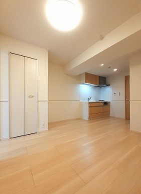 1LDK Mansion in Shinjuku, Tokyo — photo 3 of 3