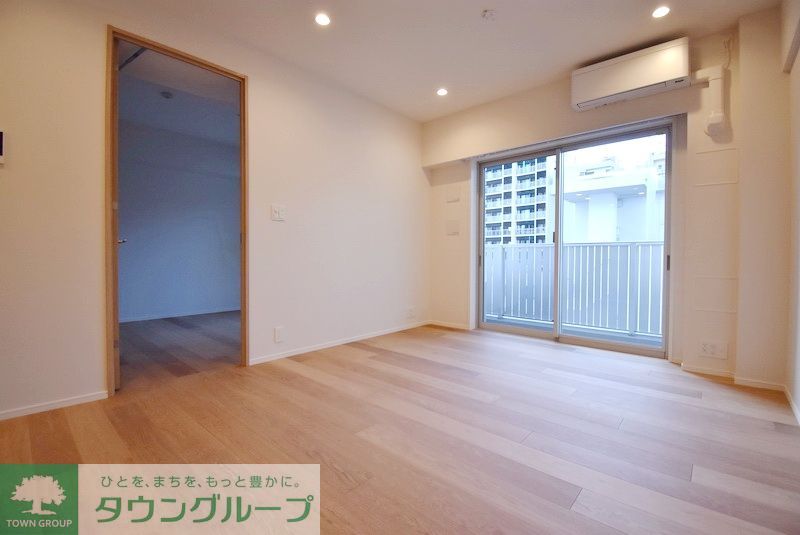 1LDK Mansion in Shinjuku, Tokyo — photo 3 of 3