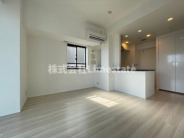 1LDK Mansion in Shinjuku, Tokyo — photo 3 of 3
