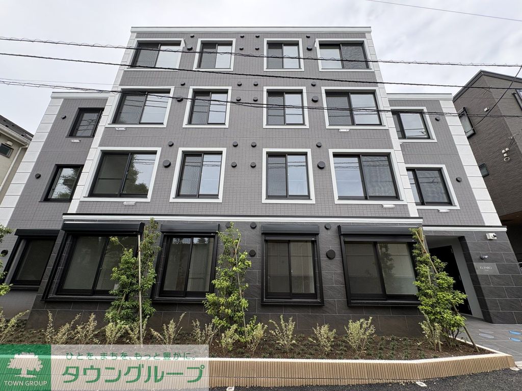 1LDK Mansion in Shinjuku, Tokyo - Image 1