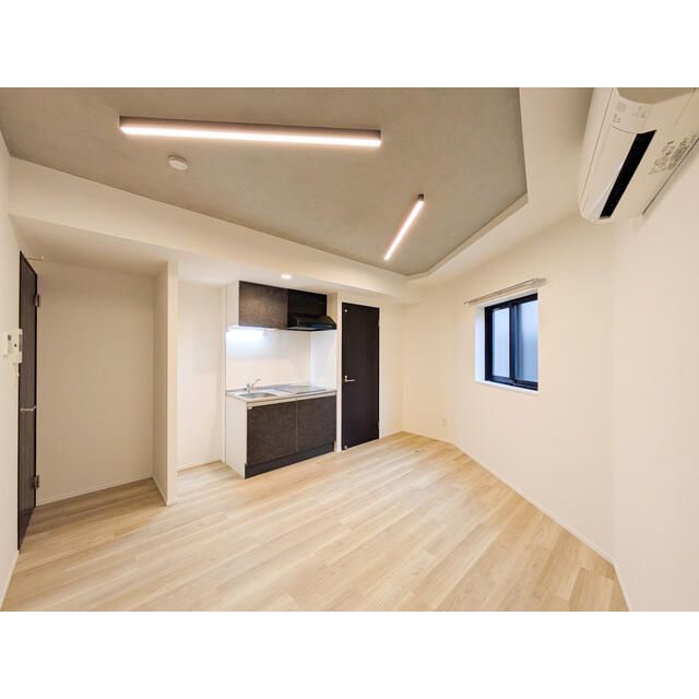 1LDK Mansion in Shinjuku, Tokyo — photo 3 of 3
