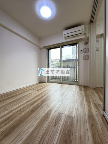 1LDK Mansion in Shinjuku, Tokyo — photo 3 of 3
