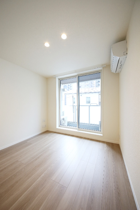1LDK Mansion in Shinjuku, Tokyo — photo 3 of 3