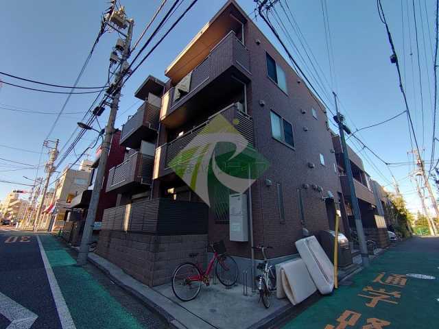 1LDK Mansion in Shinjuku, Tokyo - Image 1