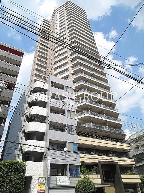 1LDK Mansion in Shinjuku, Tokyo - Image 1
