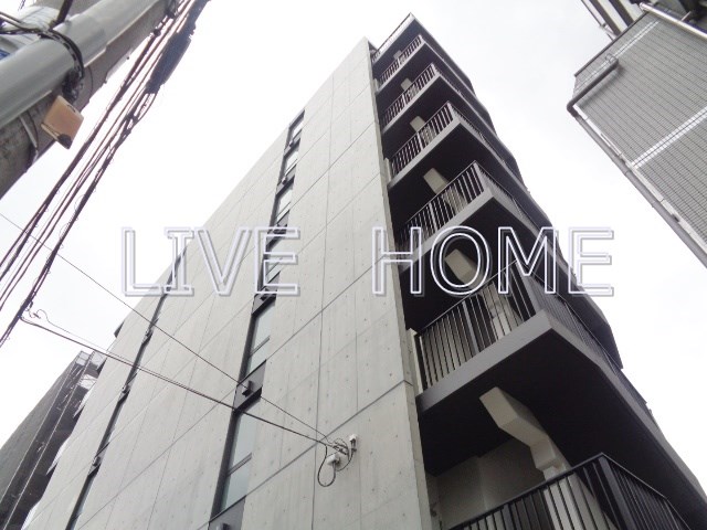 1LDK Mansion in Shinjuku, Tokyo - Image 1