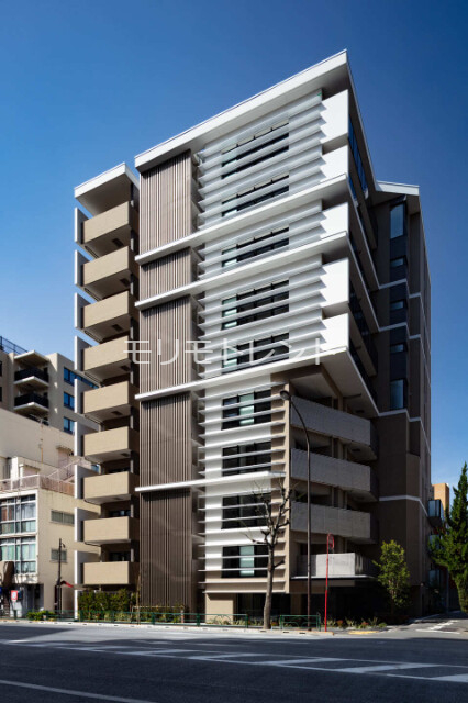 1LDK Mansion in Shinjuku, Tokyo - Image 1
