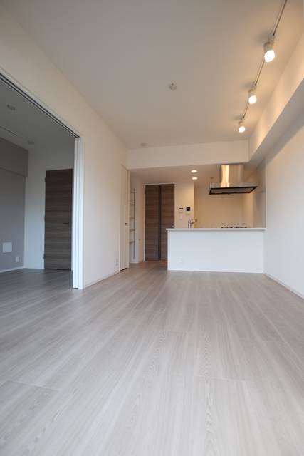 1LDK Mansion in Shinjuku, Tokyo — photo 3 of 3