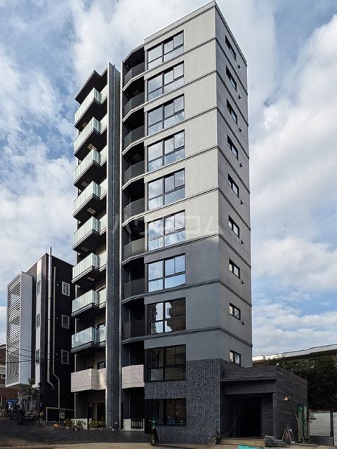 1LDK Mansion in Shinjuku, Tokyo - Image 1