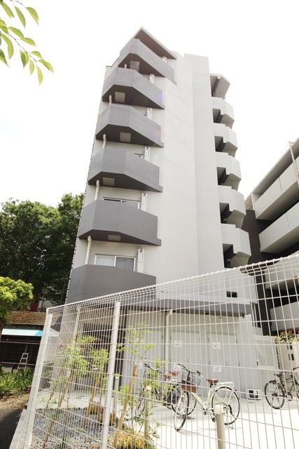 1LDK Mansion in Suginami, Tokyo