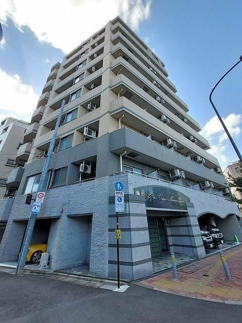 1LDK Mansion in Toshima, Tokyo - Image 1