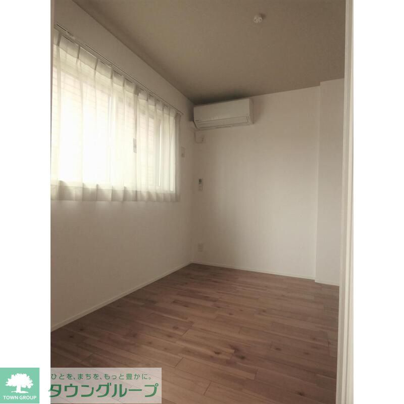 1LDK Mansion in Toshima, Tokyo — photo 3 of 3