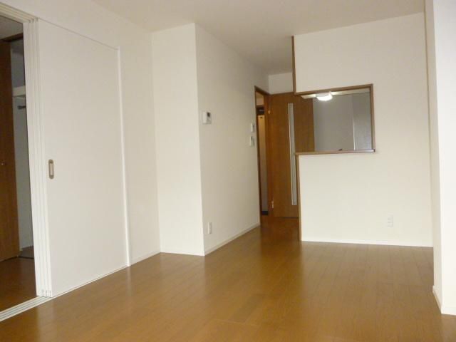 1LDK Mansion in Toshima, Tokyo — photo 3 of 3