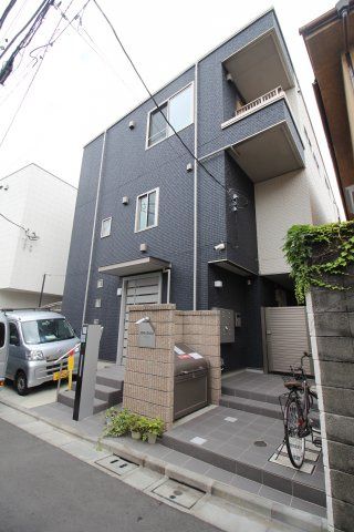 1LDK Mansion in Toshima, Tokyo - Image 1