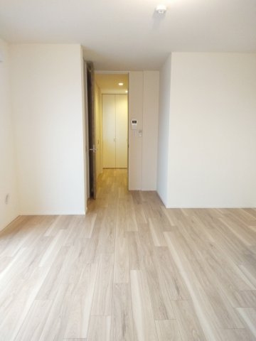 1LDK Mansion in Toshima, Tokyo — photo 3 of 3
