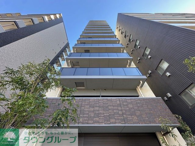 1LDK Mansion in Toshima, Tokyo - Image 1