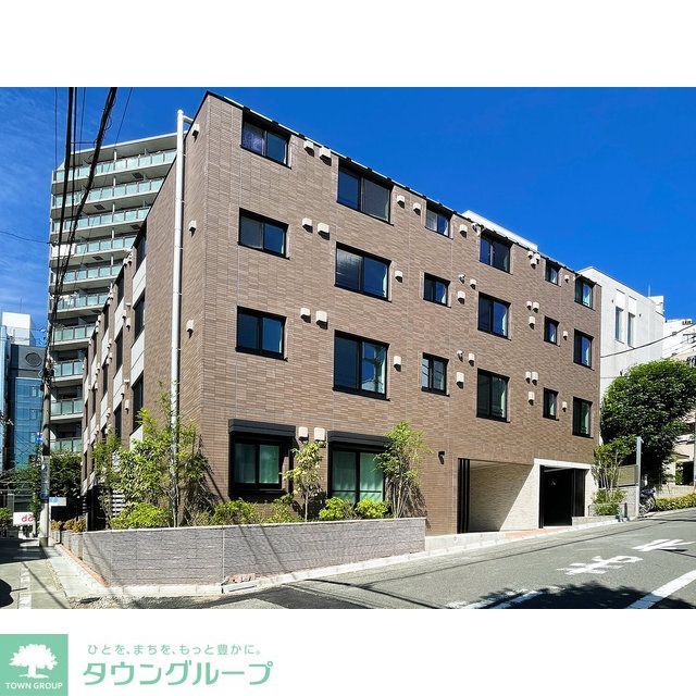 1LDK Mansion in Toshima, Tokyo - Image 1