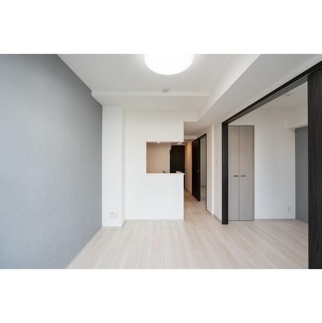 2DK Mansion in Shinjuku, Tokyo — photo 3 of 3