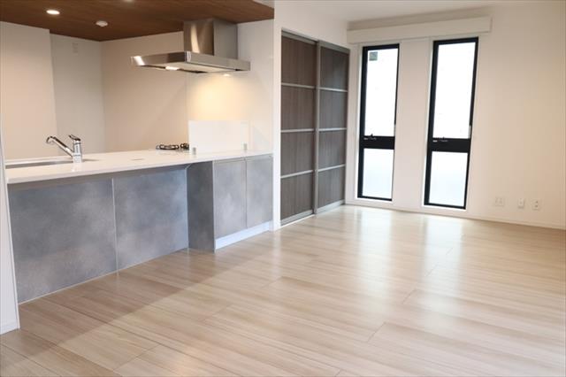 2LDK Apartment in Kagoshima, Kagoshima — photo 3 of 3