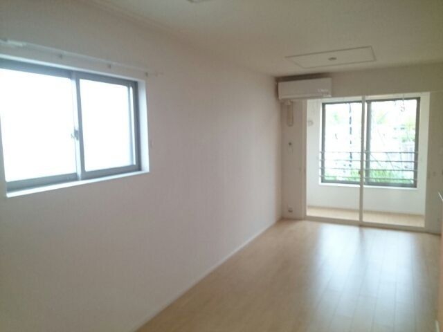2LDK Apartment in Kanazawa, Ishikawa — photo 3 of 3