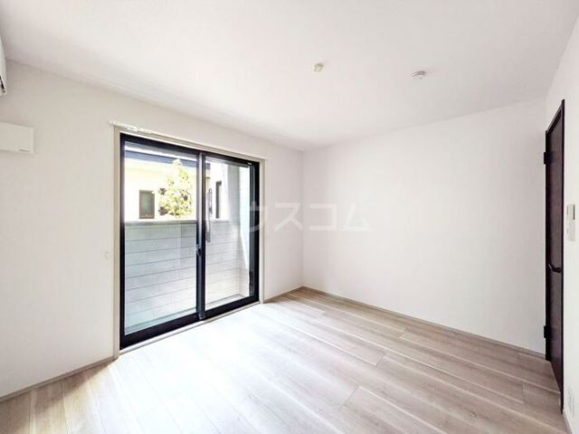 2LDK Apartment in Setagaya, Tokyo — photo 3 of 3