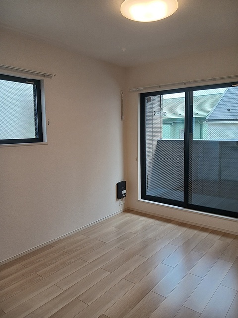 2LDK Apartment in Setagaya, Tokyo — photo 3 of 3