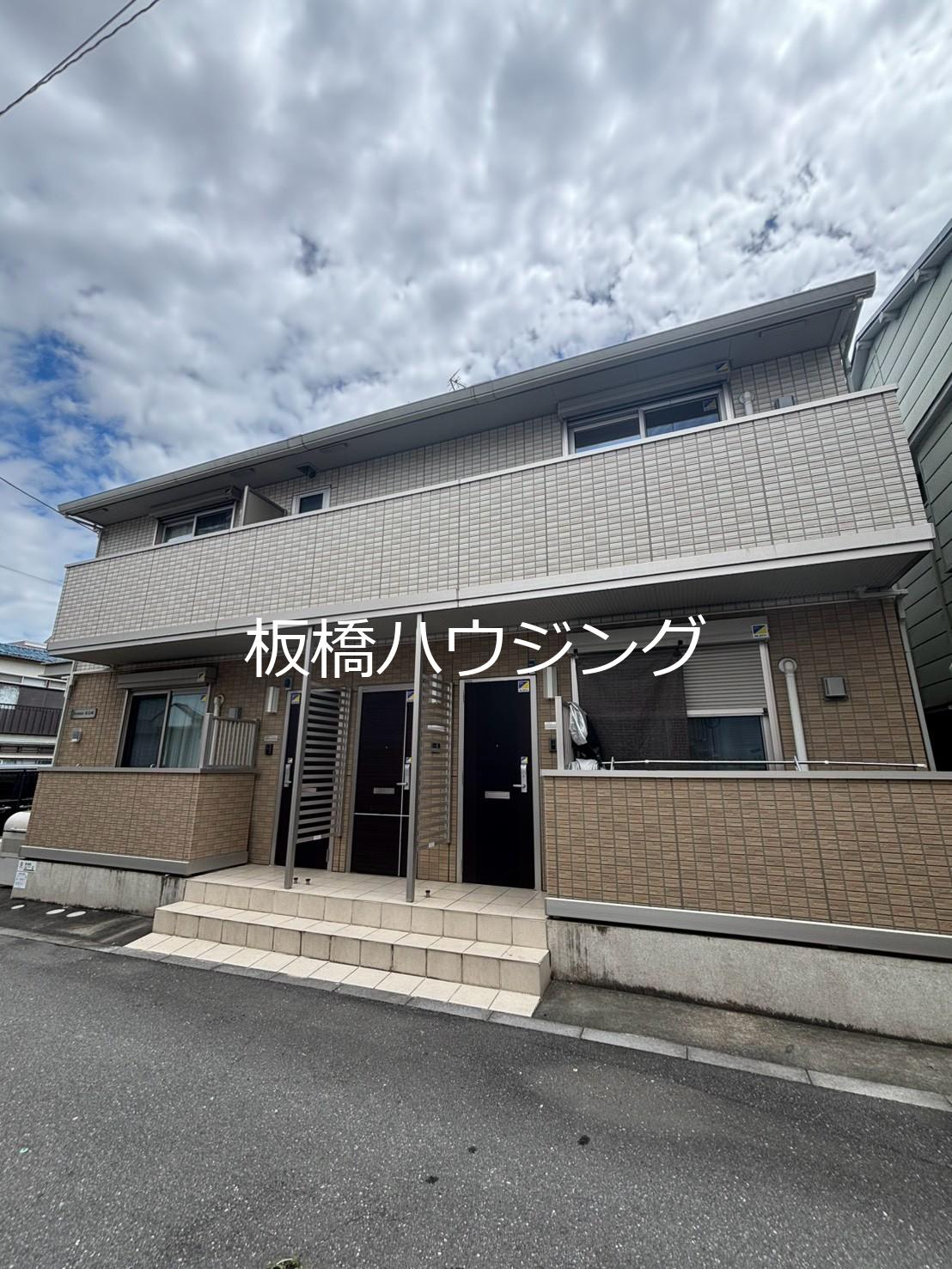 2LDK Apartment in Toshima, Tokyo
