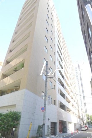 2LDK Mansion in Chuo, Tokyo