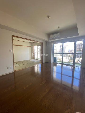2LDK Mansion in Chuo, Tokyo — photo 3 of 3