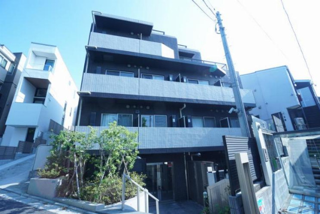 2LDK Mansion in Meguro, Tokyo