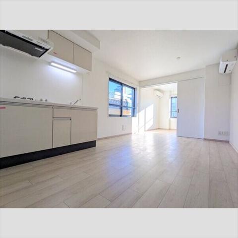 2LDK Mansion in Nakano, Tokyo — photo 3 of 3