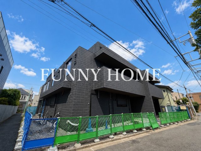 2LDK Mansion in Setagaya, Tokyo - Image 1