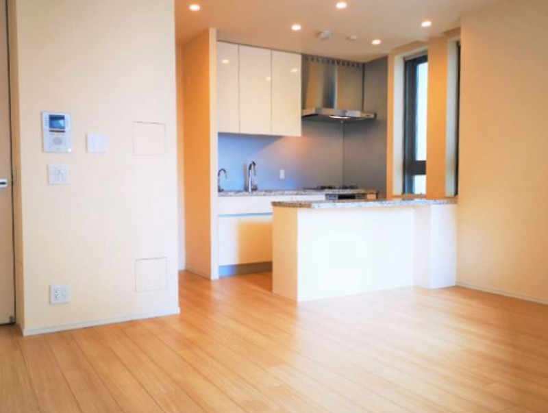 2LDK Mansion in Shibuya, Tokyo — photo 3 of 3