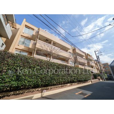 2LDK Mansion in Shibuya, Tokyo