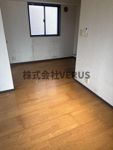 2LDK Mansion in Shinjuku, Tokyo — photo 3 of 3