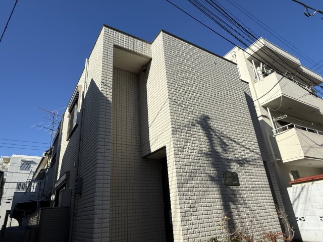2LDK Mansion in Shinjuku, Tokyo