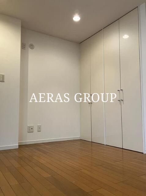 2SLDK Apartment in Shibuya, Tokyo — photo 3 of 3