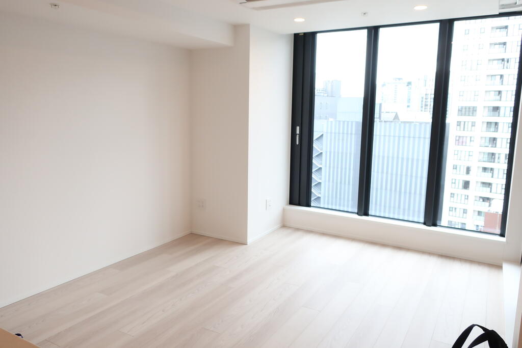 2SLDK Mansion in Chiyoda, Tokyo — photo 3 of 3