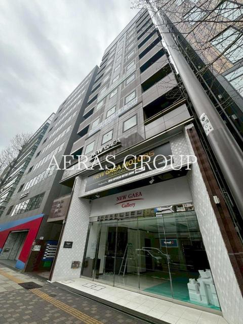 2SLDK Mansion in Minato, Tokyo - Image 1