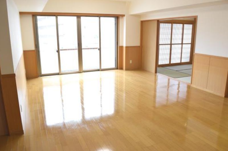 2SLDK Mansion in Shibuya, Tokyo — photo 3 of 3