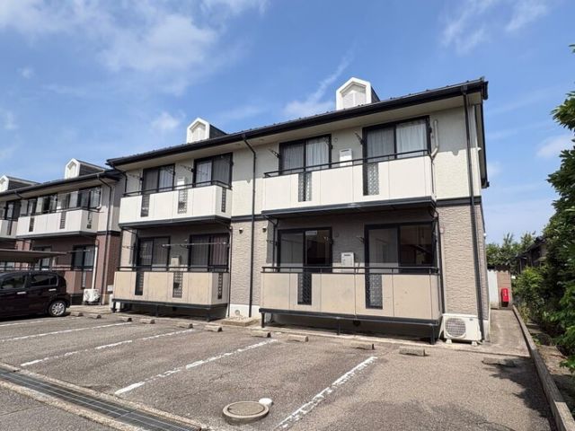 3DK Apartment in Kanazawa, Ishikawa