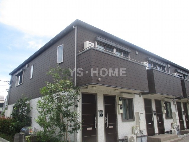 3LDK Apartment in Nakano, Tokyo - Image 1